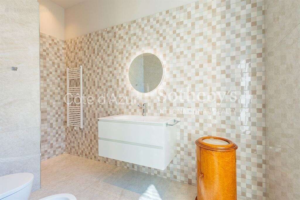 Appartement à MENTON