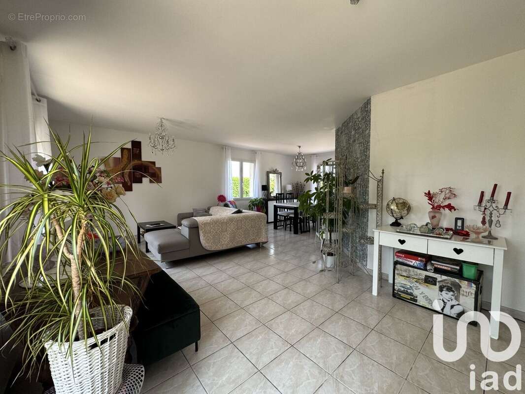 Photo 7 - Maison à MIREBEAU