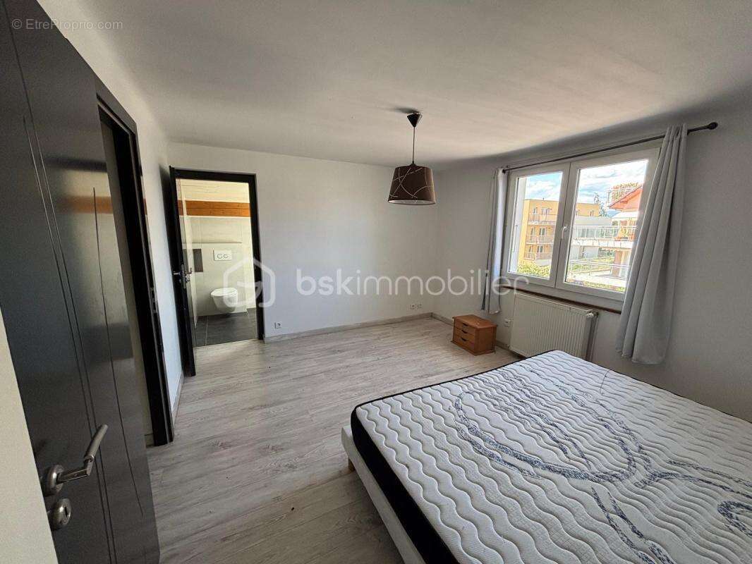Appartement à DOUVAINE