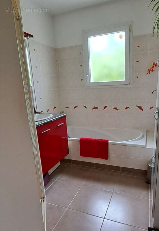 Maison à BEGROLLES-EN-MAUGES