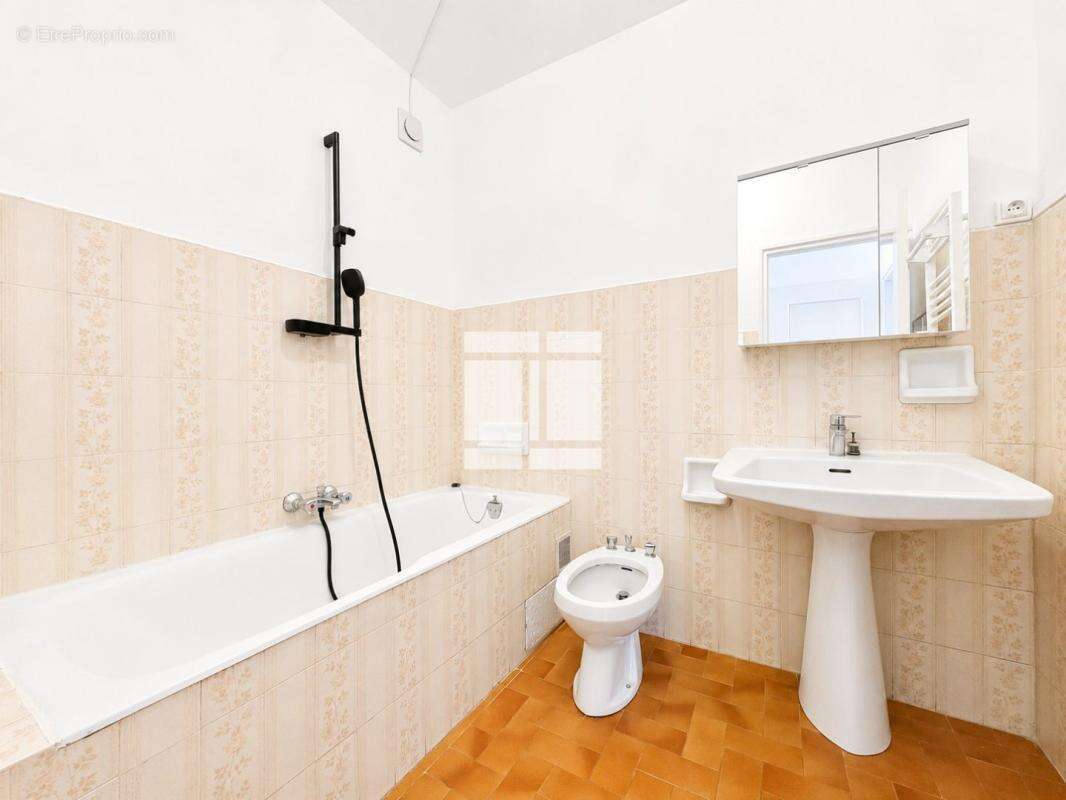 Appartement 65 m² à Bastia  - photo 9