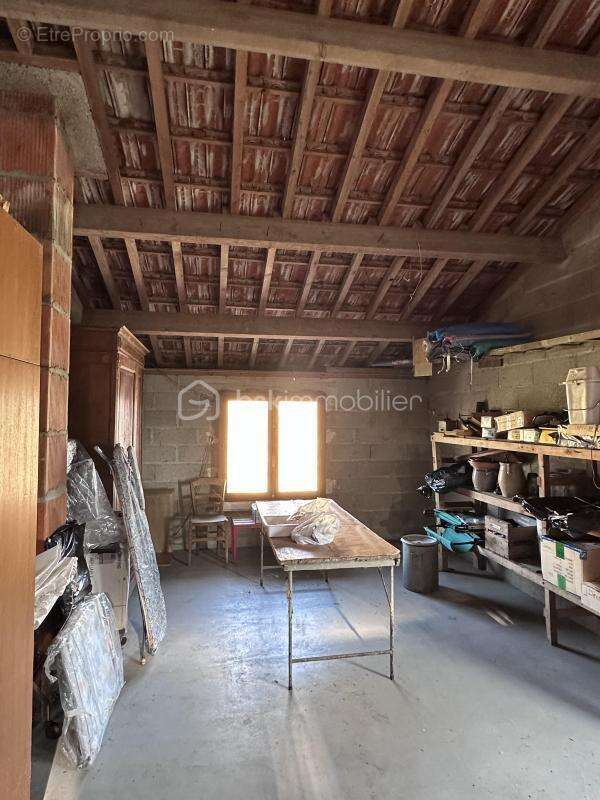 Maison à DOM-LE-MESNIL