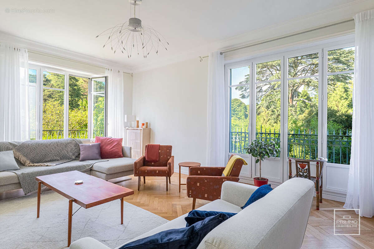 Appartement à LYON-6E