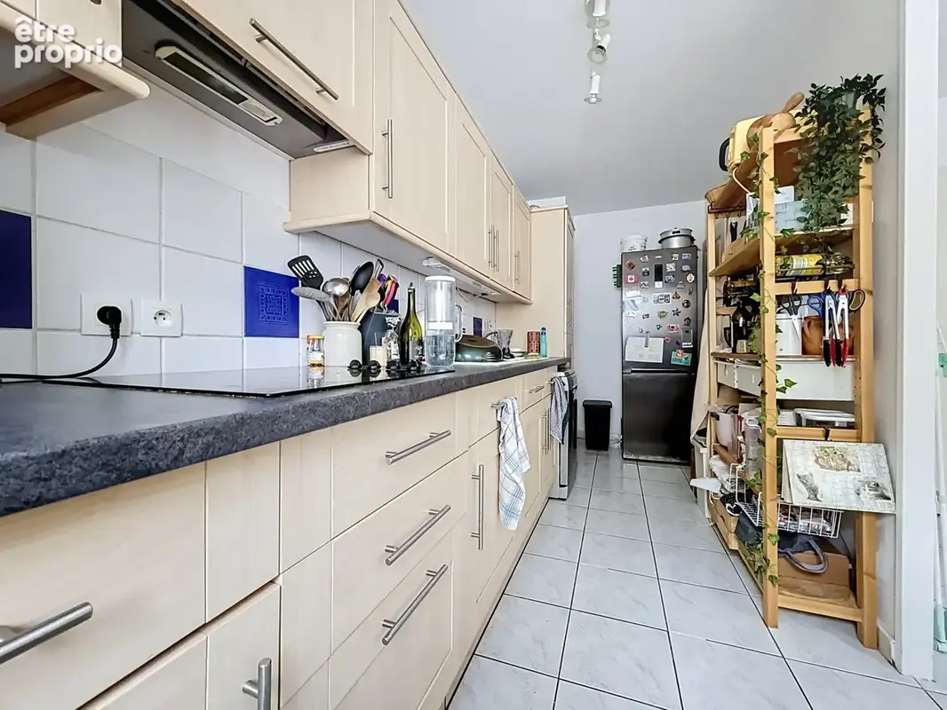 Appartement vendu loue au pied du metro croix centre. - photo 4