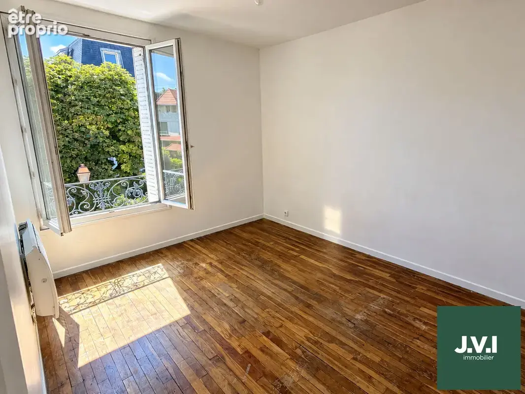 Appartement à ENGHIEN-LES-BAINS