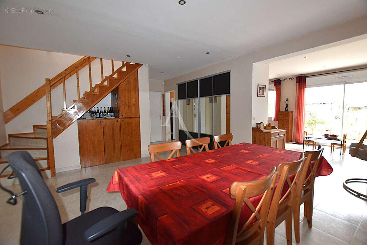 Maison à QUINCY-SOUS-SENART