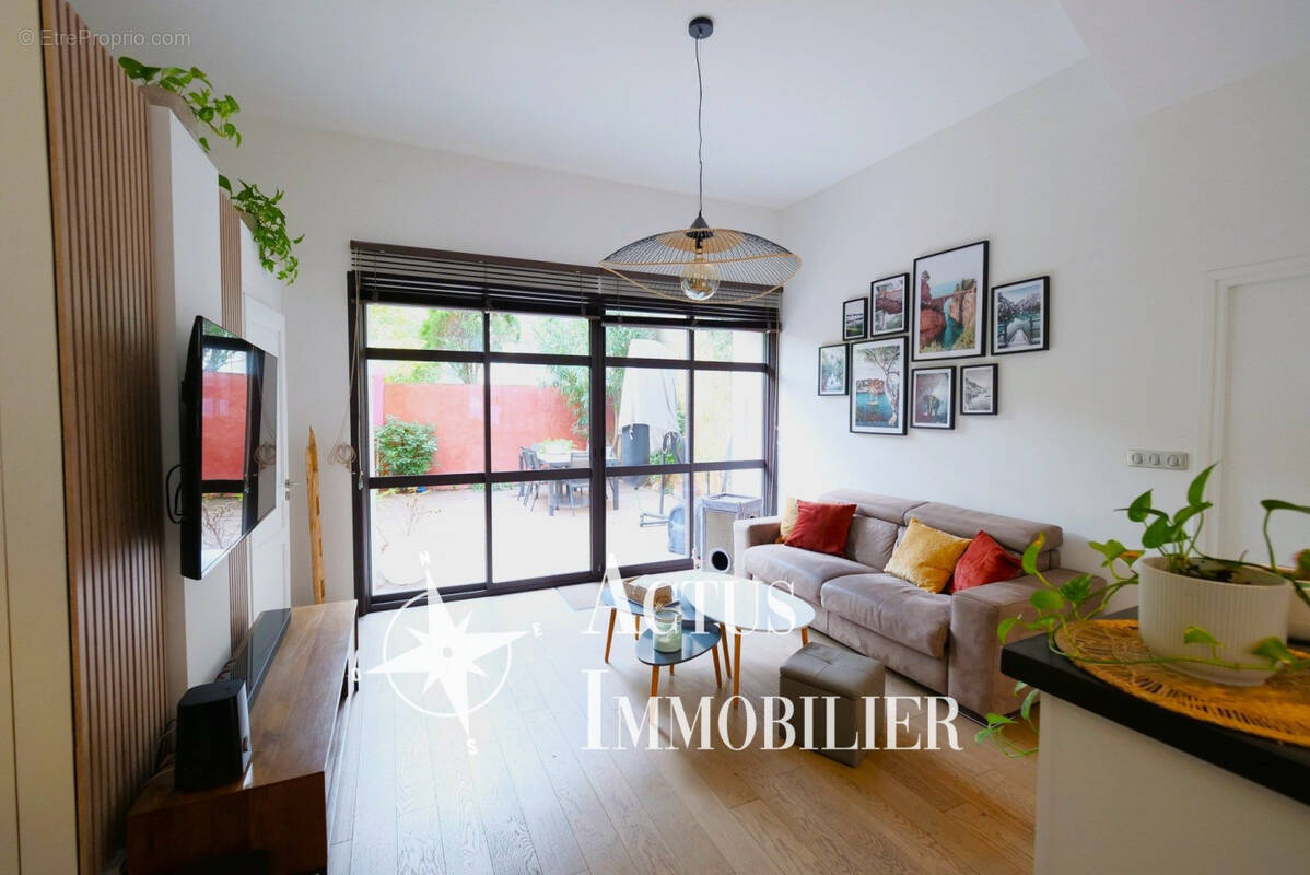 Maison à SALON-DE-PROVENCE