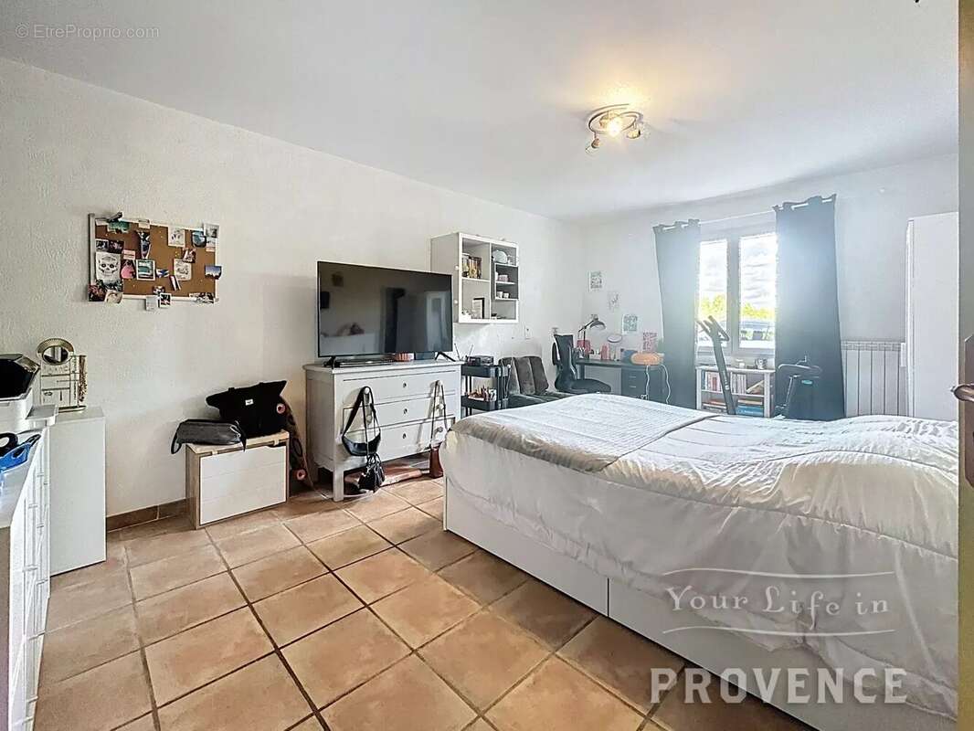 Villa provençale avec vue panoramique à pieds du village - photo 9