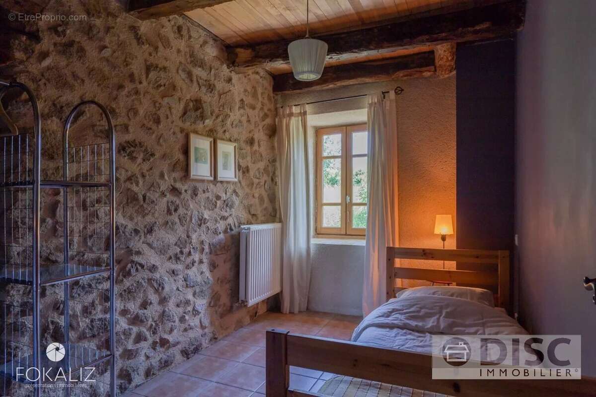 Maison à SAINT-ANDRE-DE-NAJAC