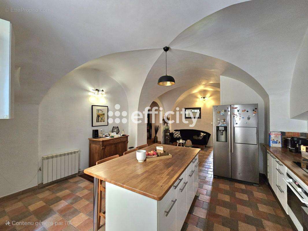 Appartement à LA TOUR-D&#039;AIGUES