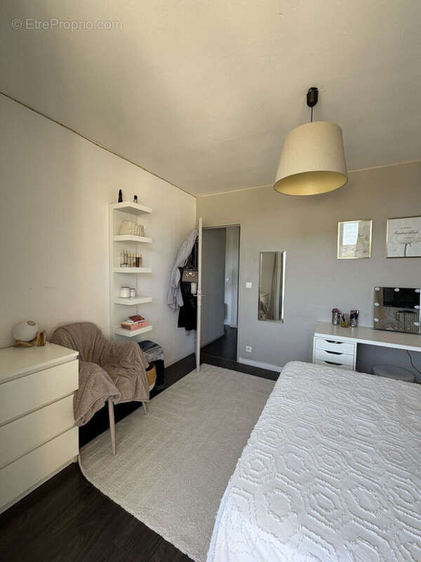 Appartement à LA VALETTE-DU-VAR