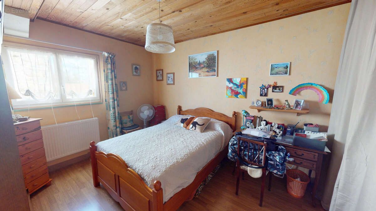 Maison à CRAPONNE-SUR-ARZON