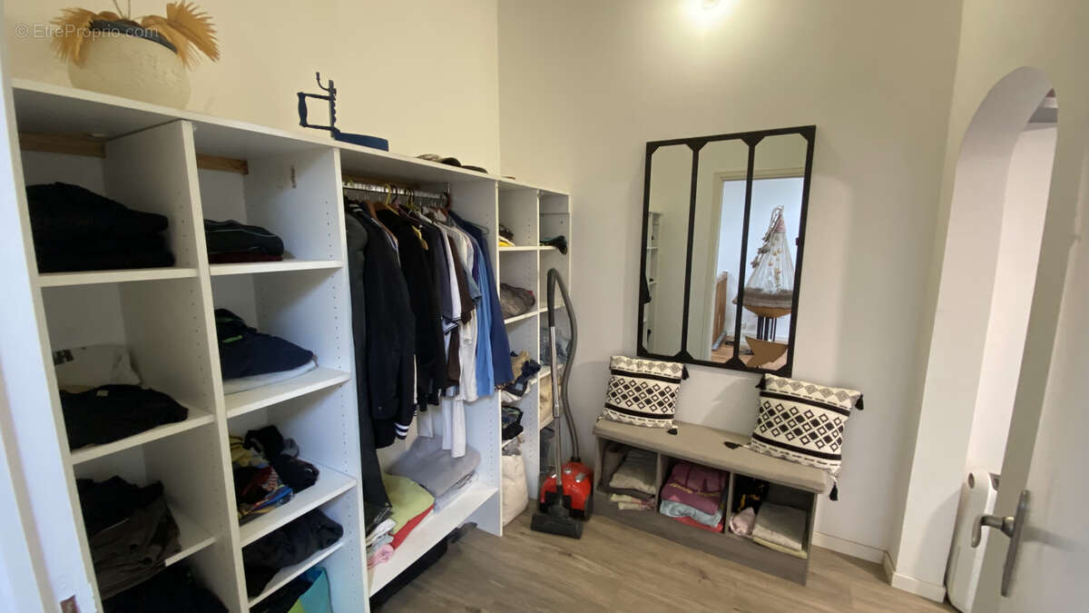 Maison à MONTOURNAIS