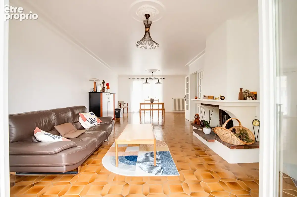 A vendre nantes/zola maison 5 chambres/garage /jardin/ studio - photo 2