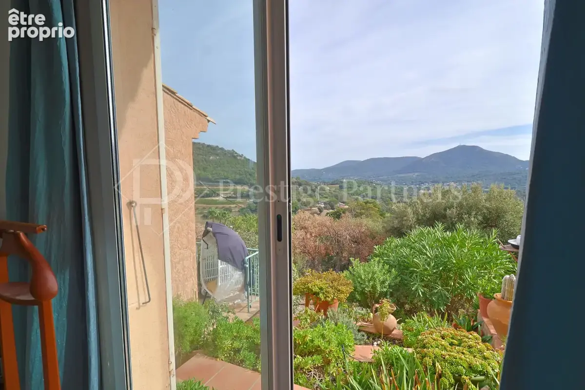 Villa provençale avec vue panoramique sur les vignes et les collines   Le Plan-de-la-Tour - photo 24