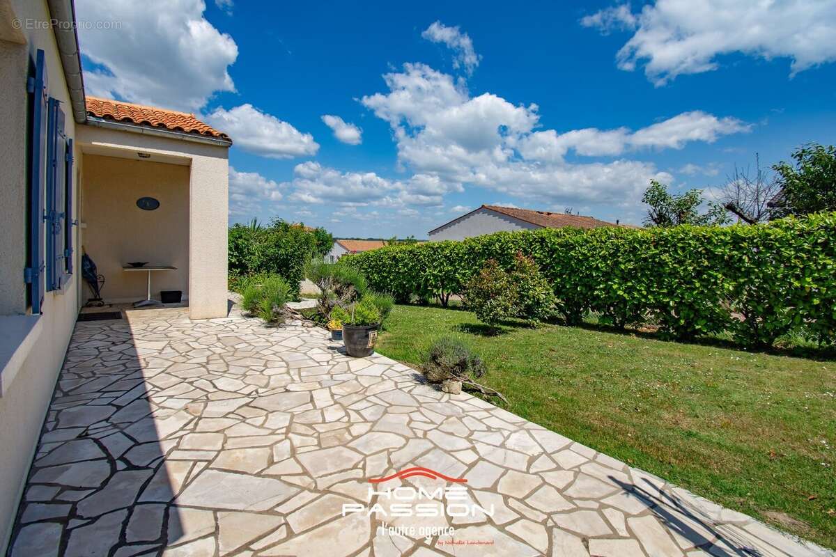 Maison à MESCHERS-SUR-GIRONDE