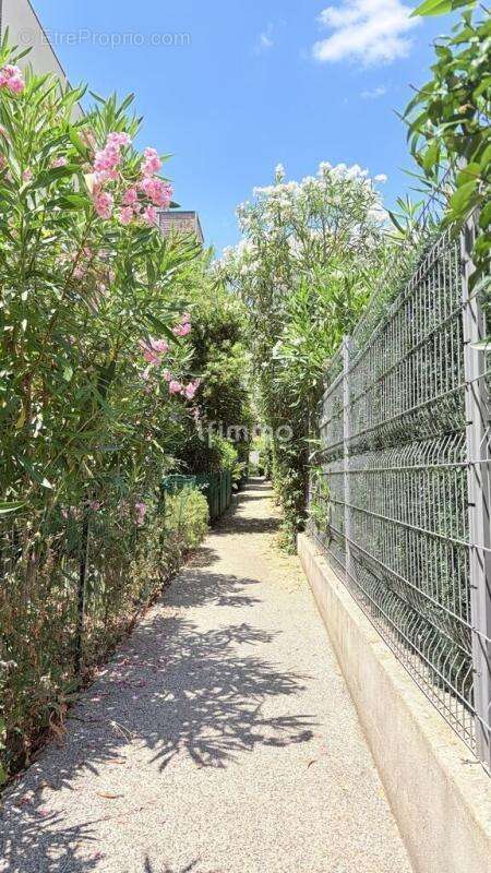 Appartement T4 duplex 2 terrasses de 37 m² et garage fermé - photo 12