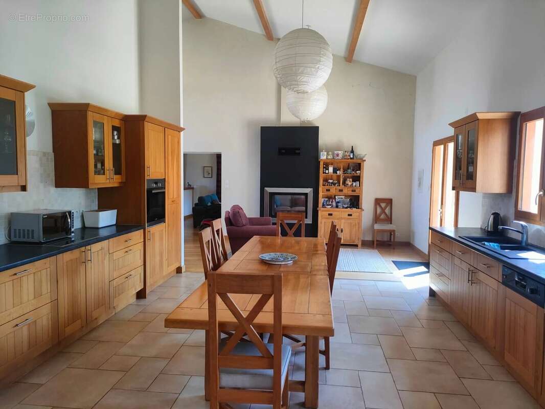 Maison 243 m² à Cheronnac  - photo 8