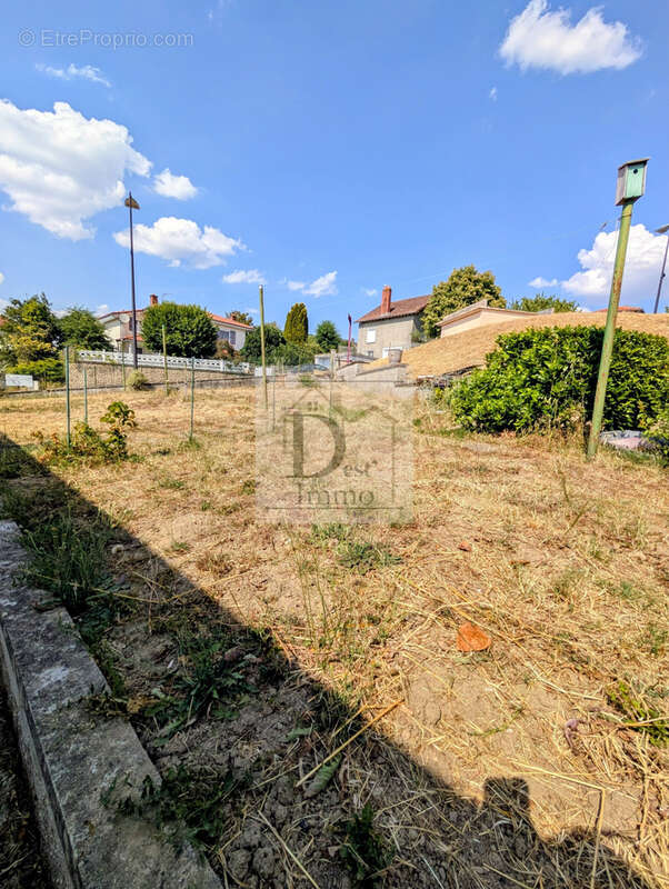 Maison de ville sur sous-sol semi enterré   92 m2   Saillat-sur-Vienne - photo 13