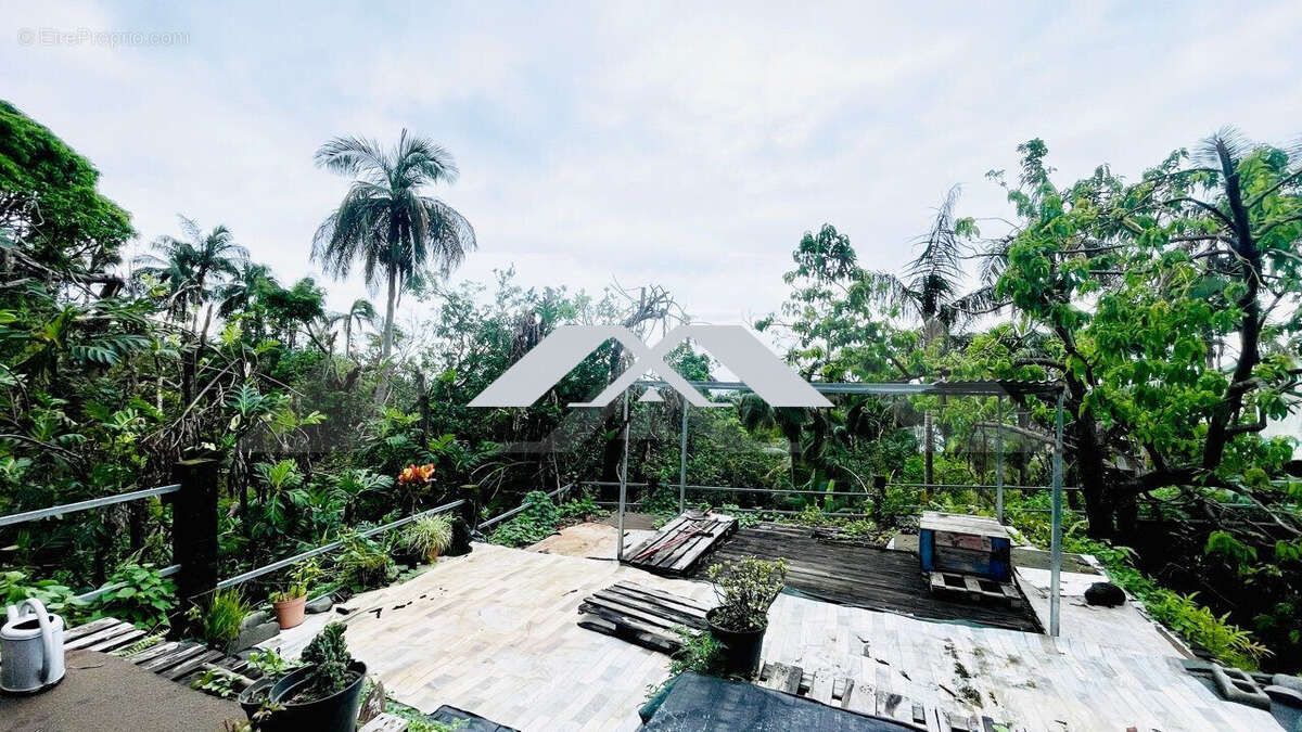 Maison à SAINT-PHILIPPE