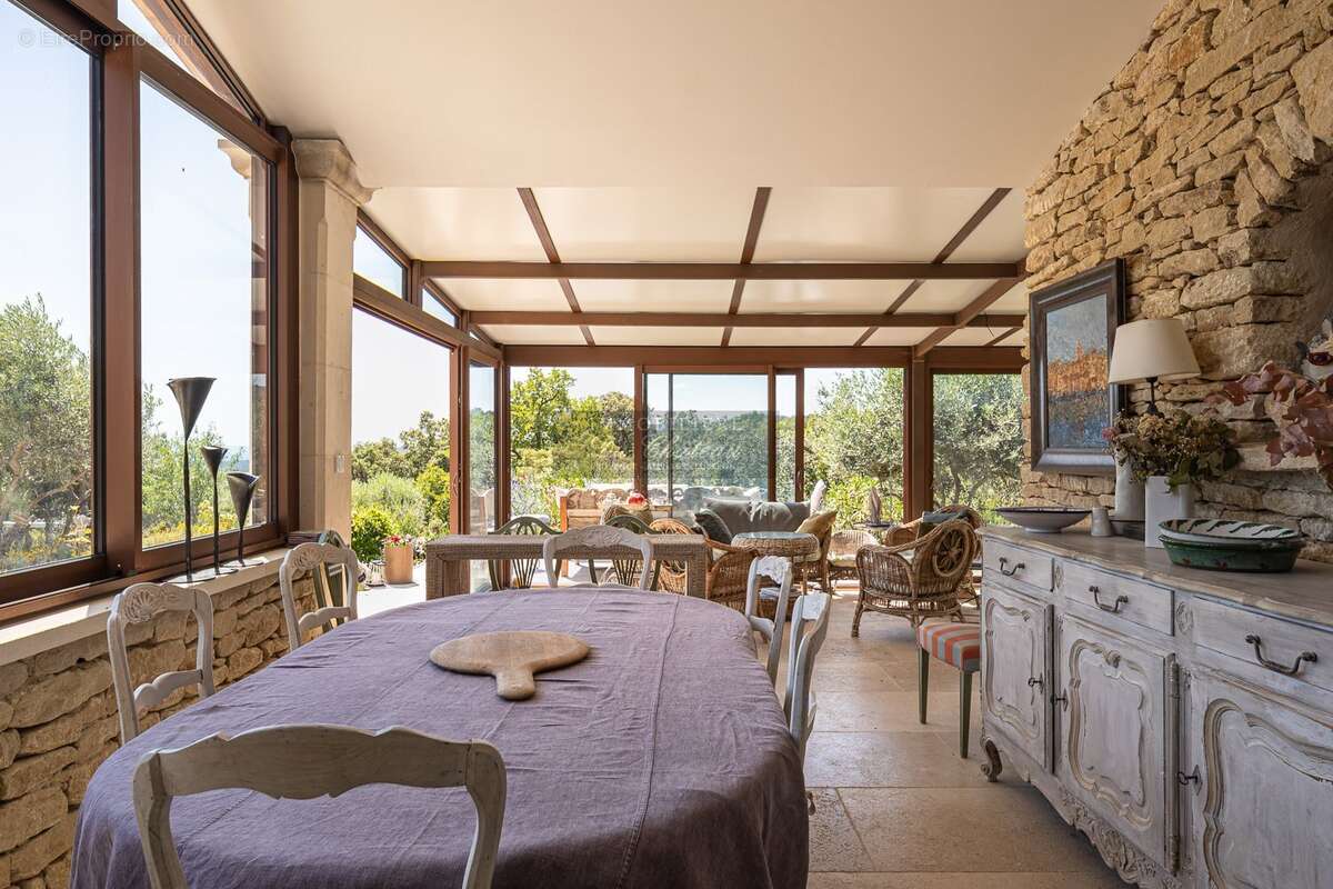 Maison avec vue panoramique, piscine et dépendance calme et proche village 4 chambres - photo 6