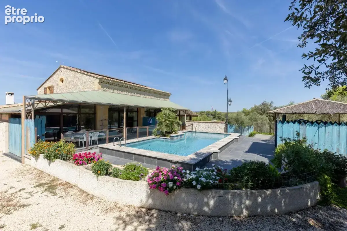 Propriete de caractere en pierres 220 m² sur 5 000 m² à lancon provence - photo 19