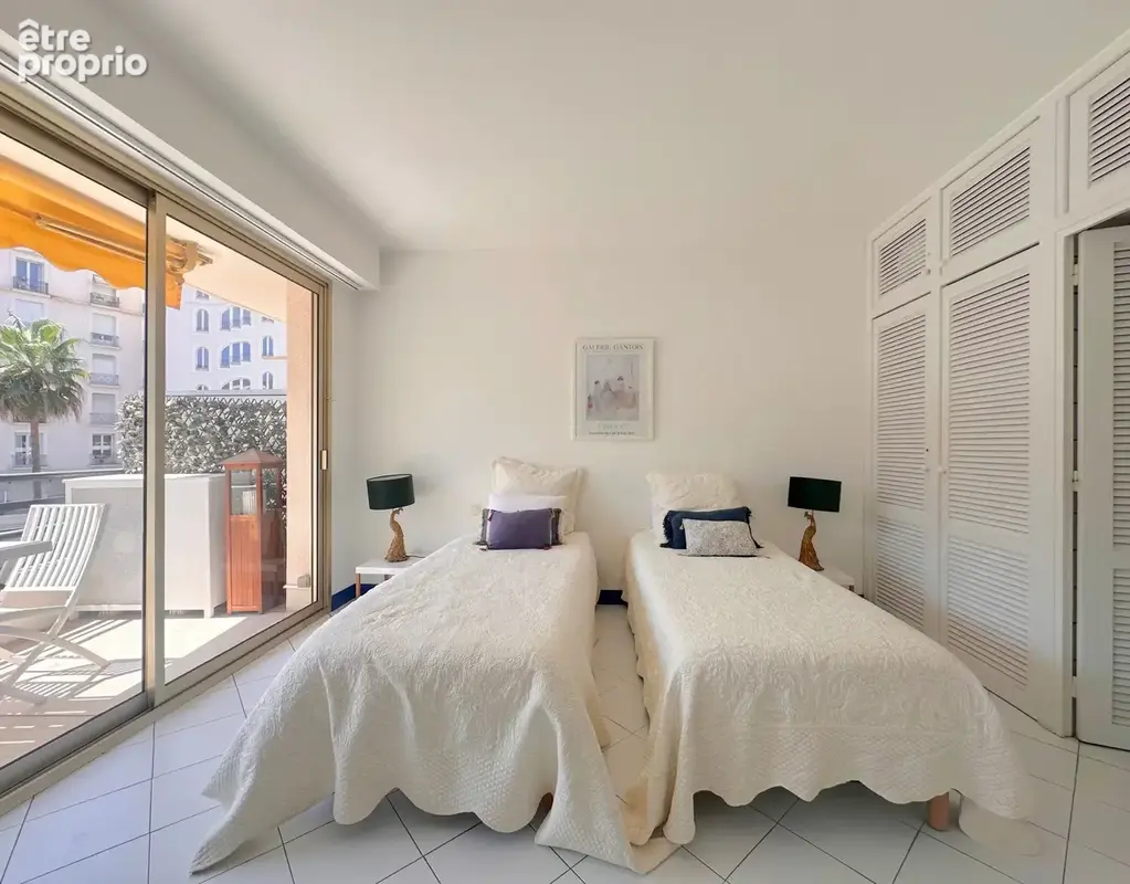 2 pièces plein Sud avec terrasse au coeur de Cannes - photo 9