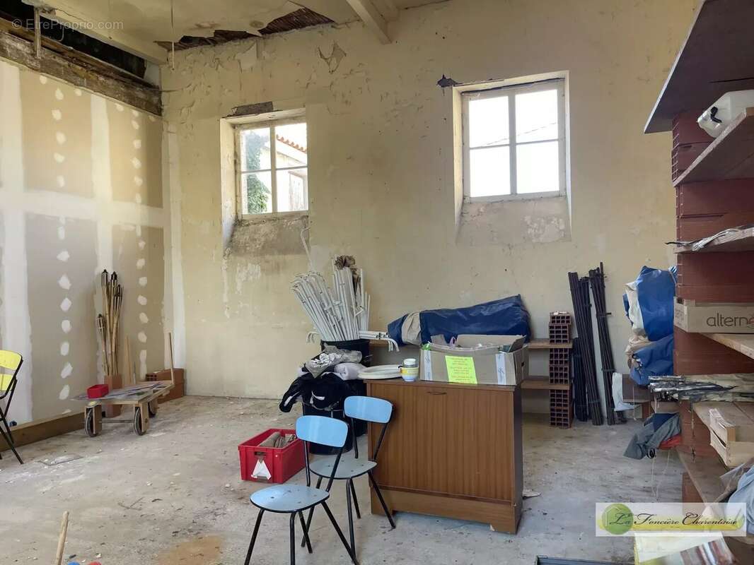 Appartement à Aigre  - photo 29
