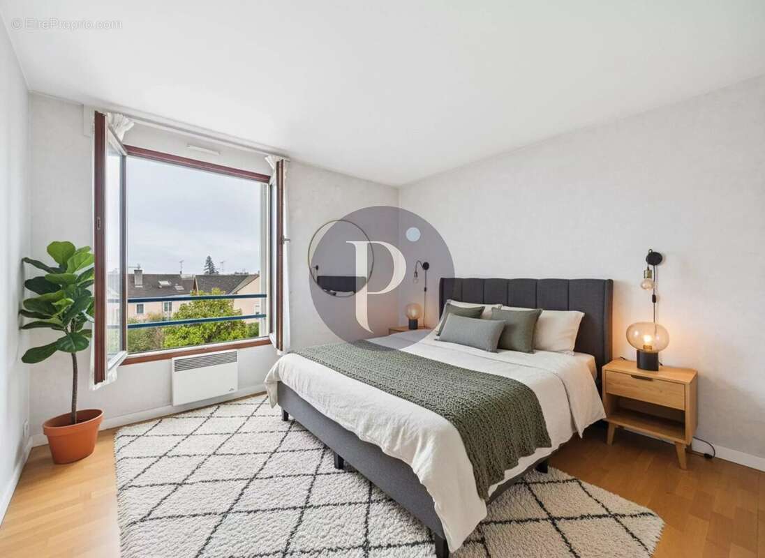 Appartement à VERRIERES-LE-BUISSON