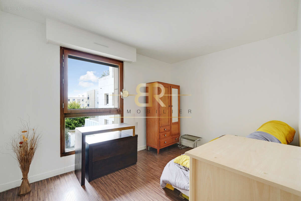 Appartement à SURESNES