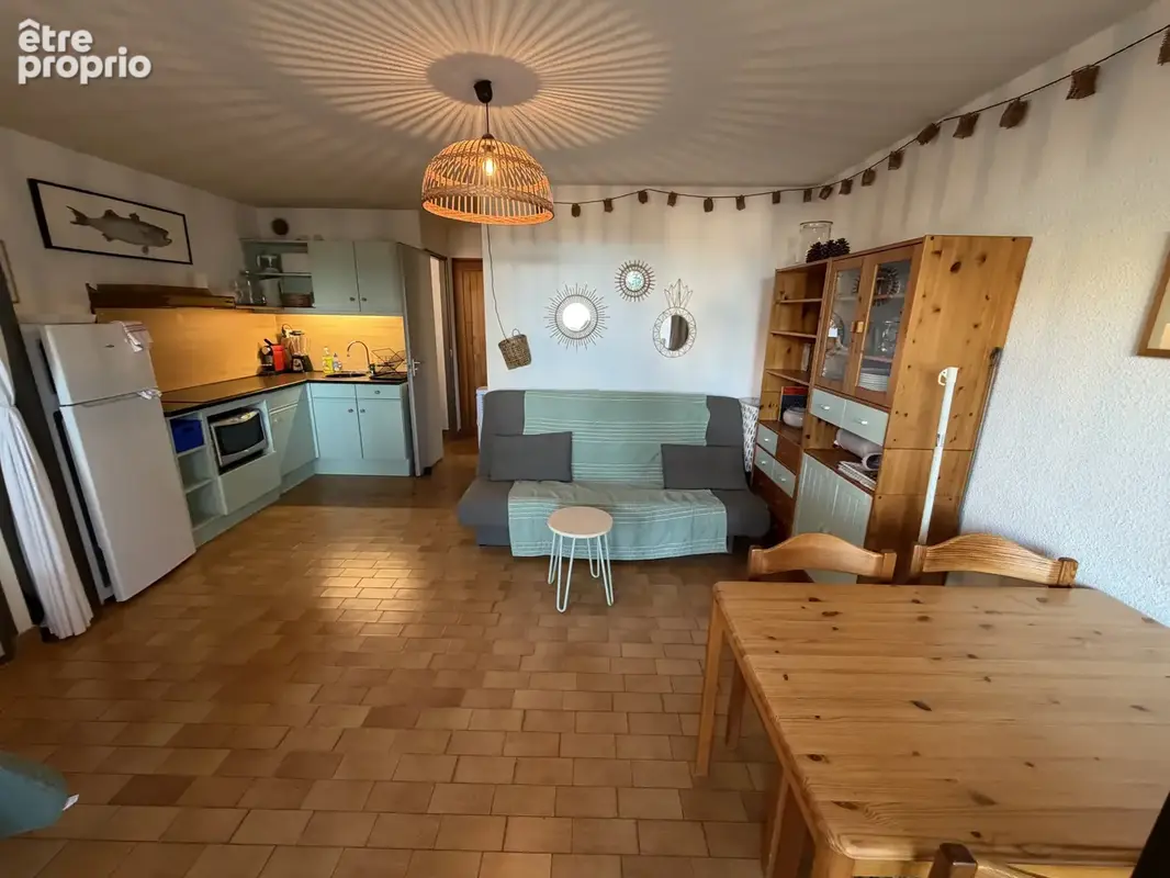 Rare et prisé   Studio cabine en RDC avec grande terrasse de 20 m2 (Vue parc, lac et montagne) - photo 7