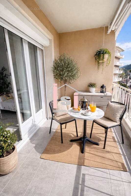 Appartement à NICE