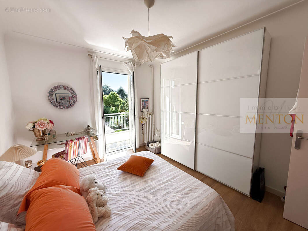 Appartement à MENTON