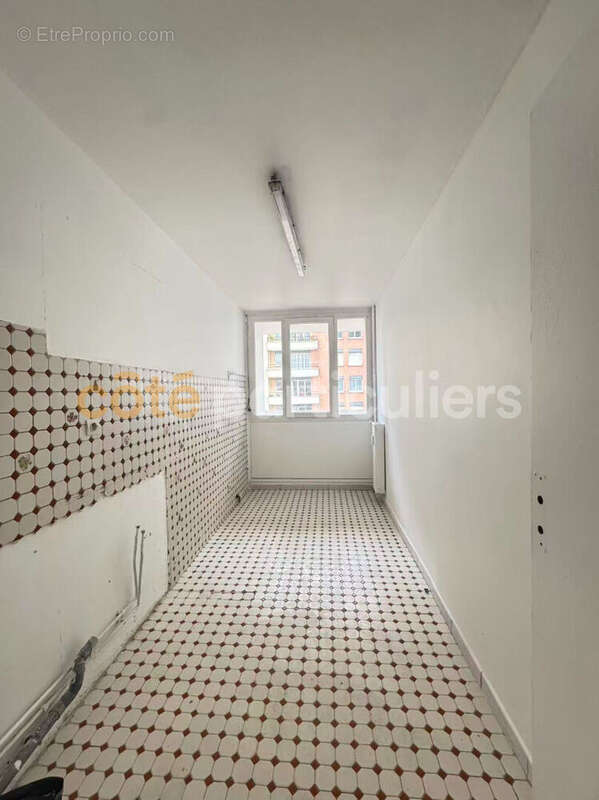 Appartement à AUBERVILLIERS