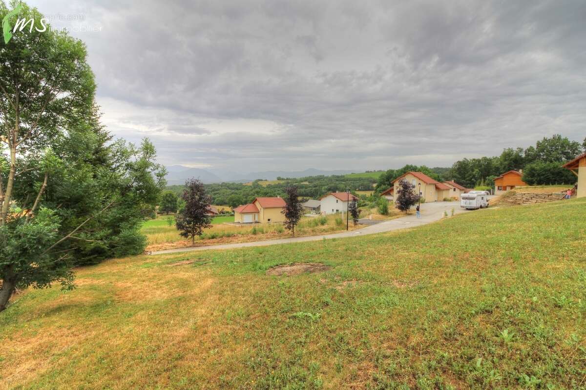 Terrain à LA FREISSINOUSE