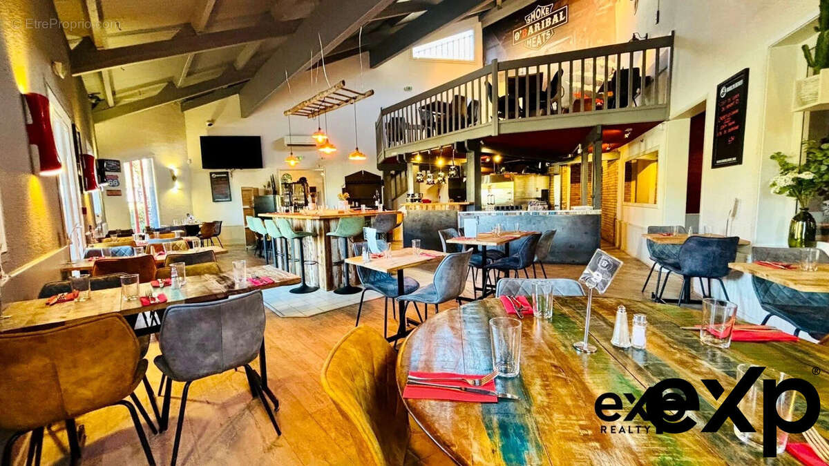 Commerce à VIVIERS-DU-LAC