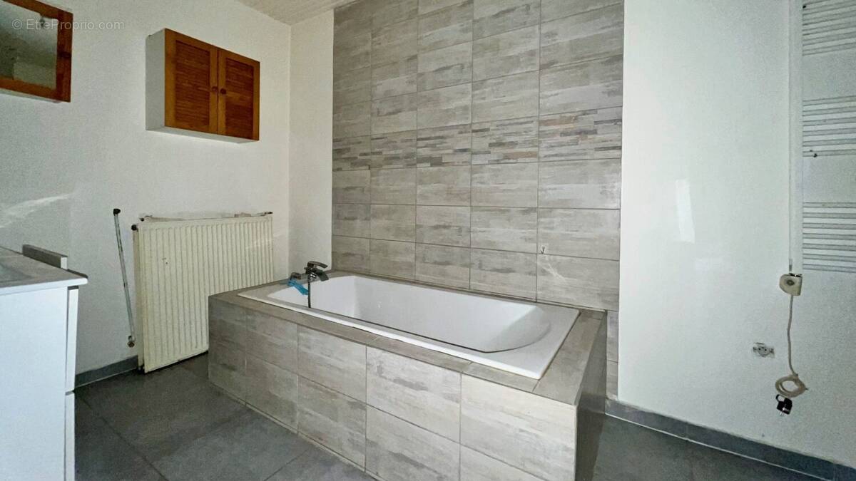 Appartement à L&#039;HOPITAL