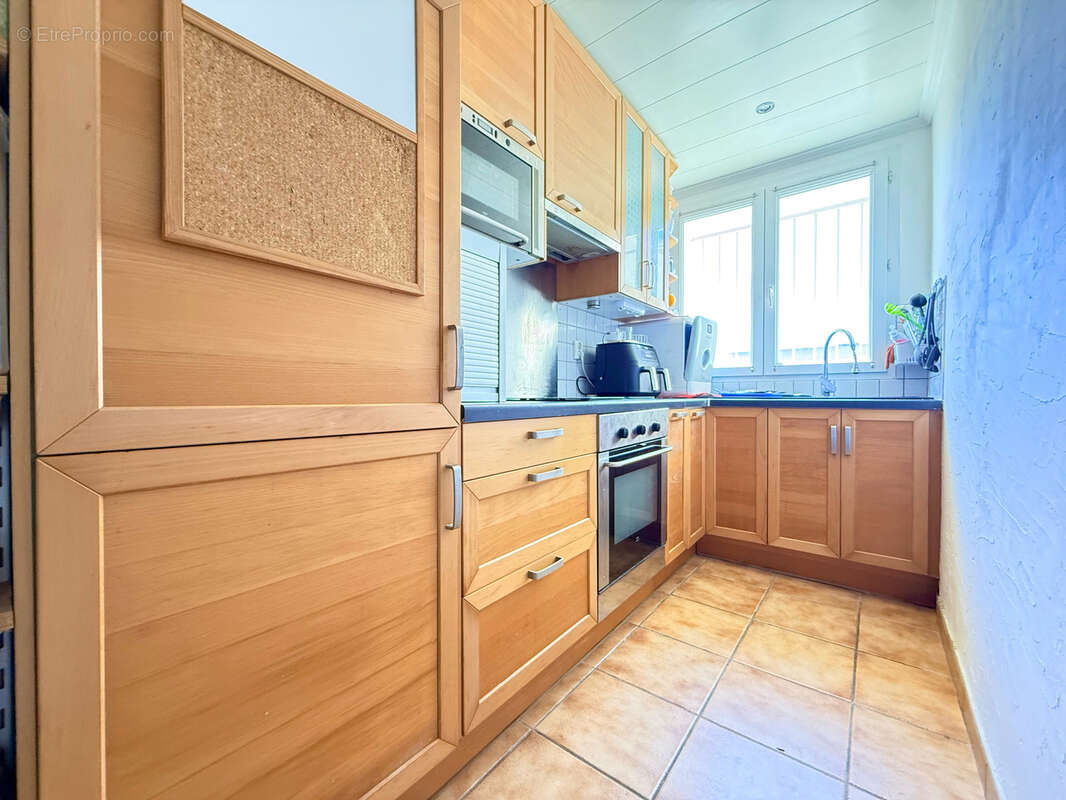 Appartement à SIX-FOURS-LES-PLAGES