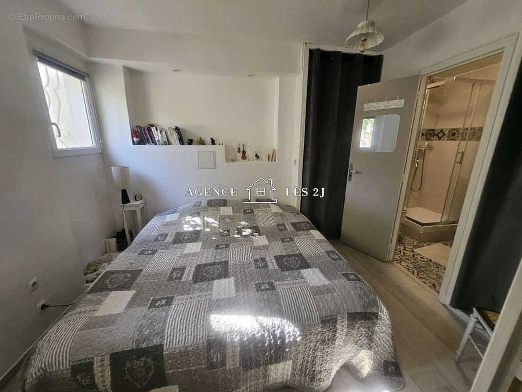 Les Caillols   Marseille 11e   Villa 6 pièces de 119 m2 avec vue dégagée - photo 22