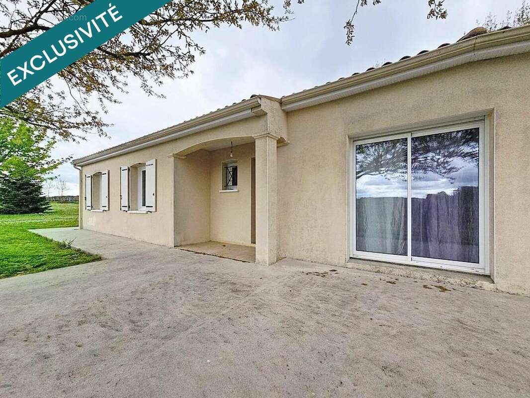 Photo 2 - Maison à LONZAC