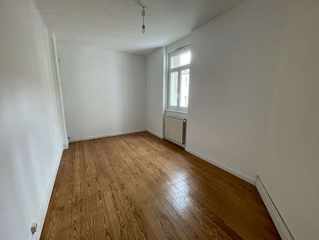 Appartement  - Metz - 2 pièces - 48,02 m² - photo 4