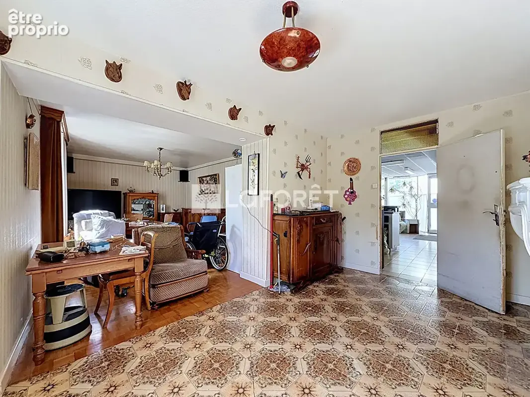 Immeuble de rapport Neufchateau 16 pièce(s) 458.85 m2 - photo 6
