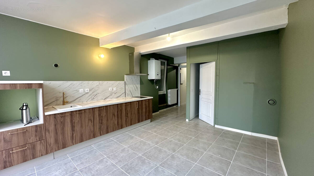 Maison à LE PASSAGE