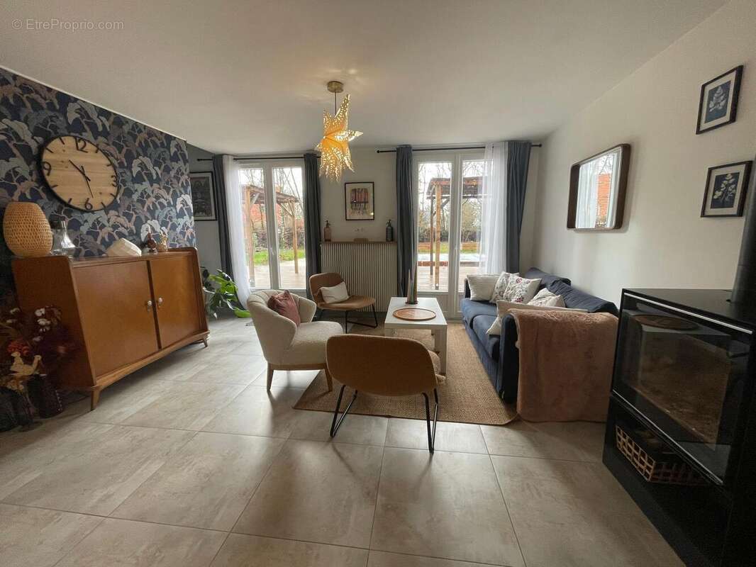 Maison à PLAIMPIED-GIVAUDINS