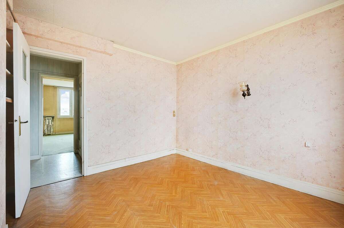 Photo 5 - Appartement à MONTROUGE