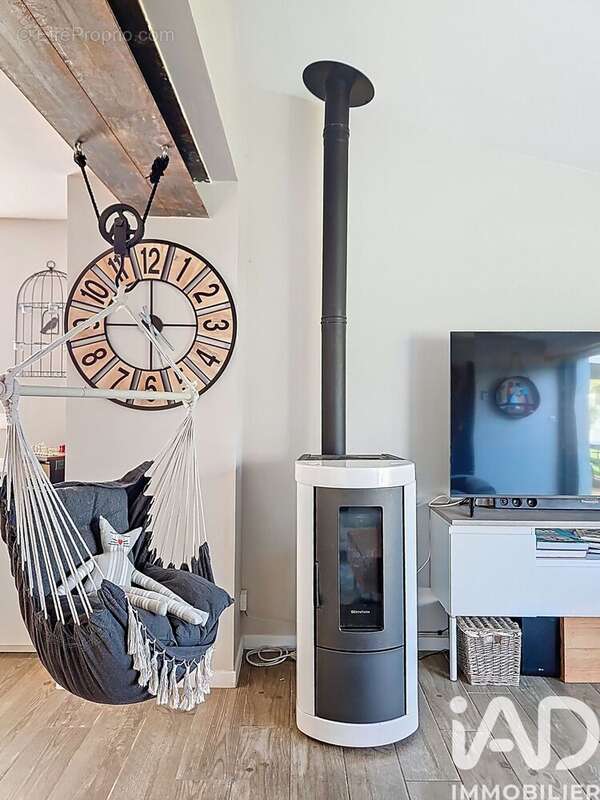 Photo 9 - Maison à CHENAC-SAINT-SEURIN-D'UZET