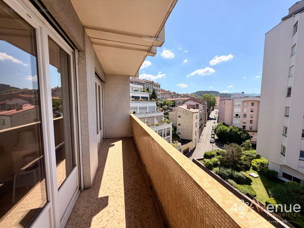 Appartement à SAINT-ETIENNE