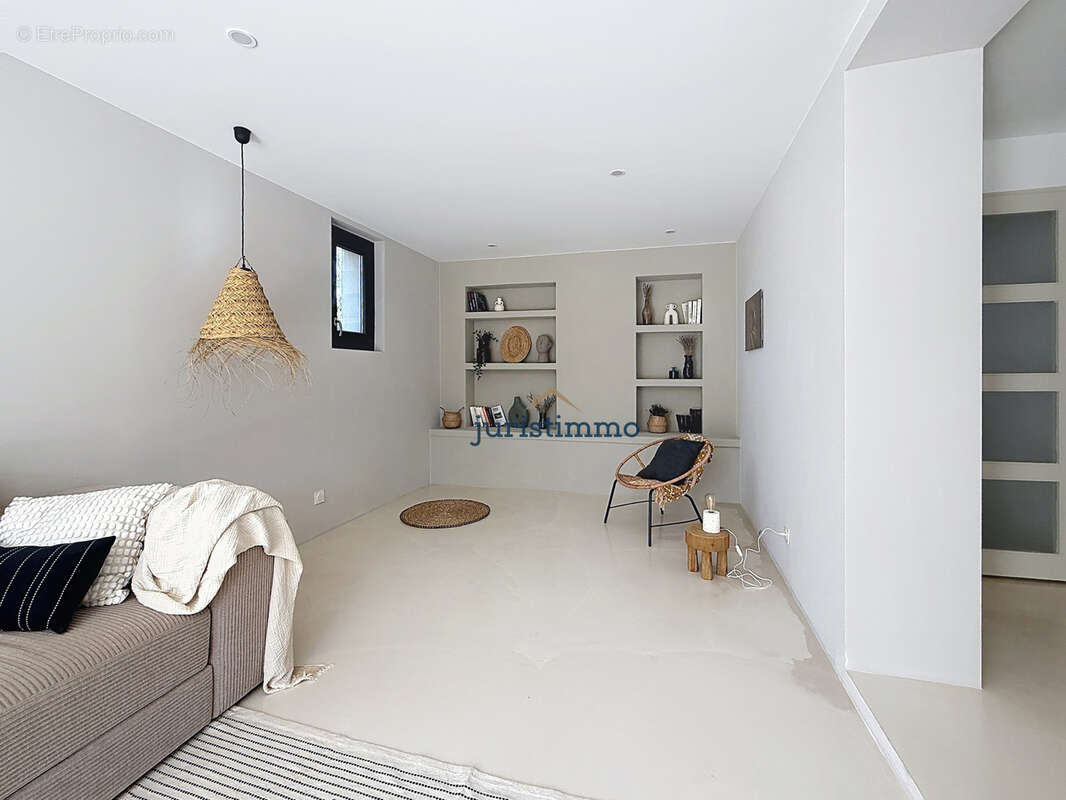 Maison à VAISON-LA-ROMAINE