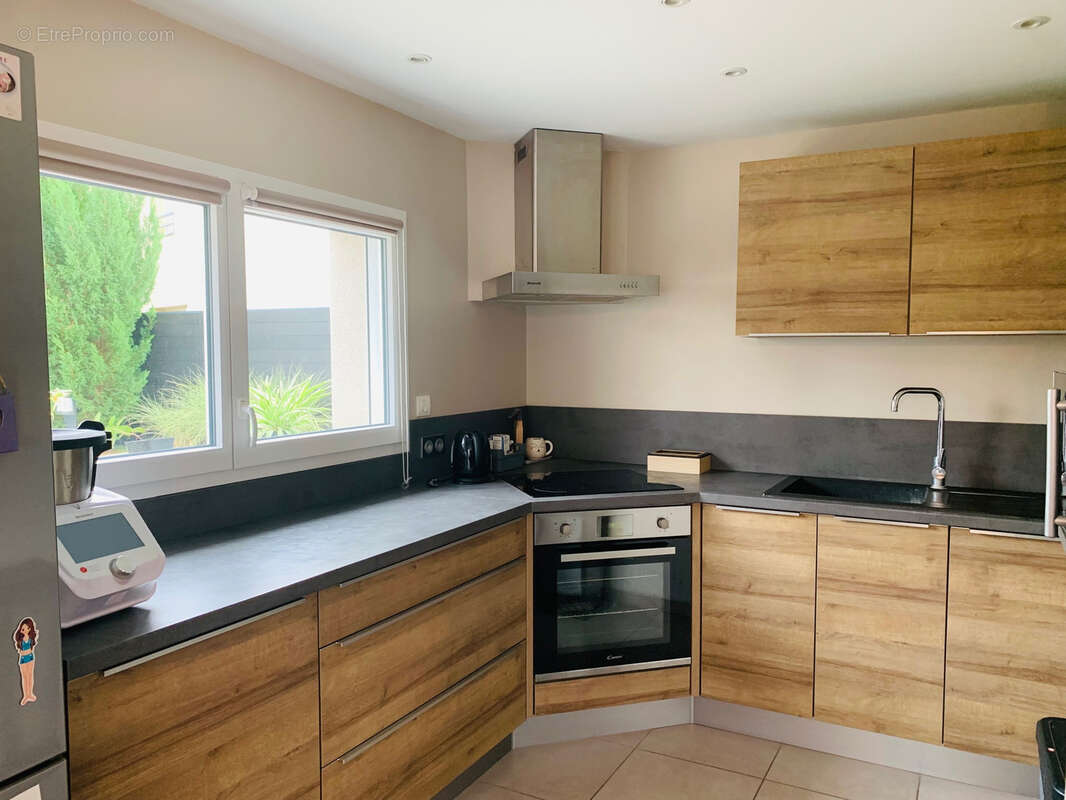 Maison à L'ISLE-D'ABEAU