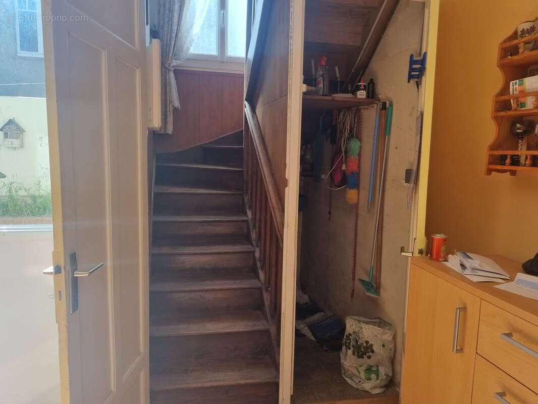 Appartement à POMMERIT-LE-VICOMTE